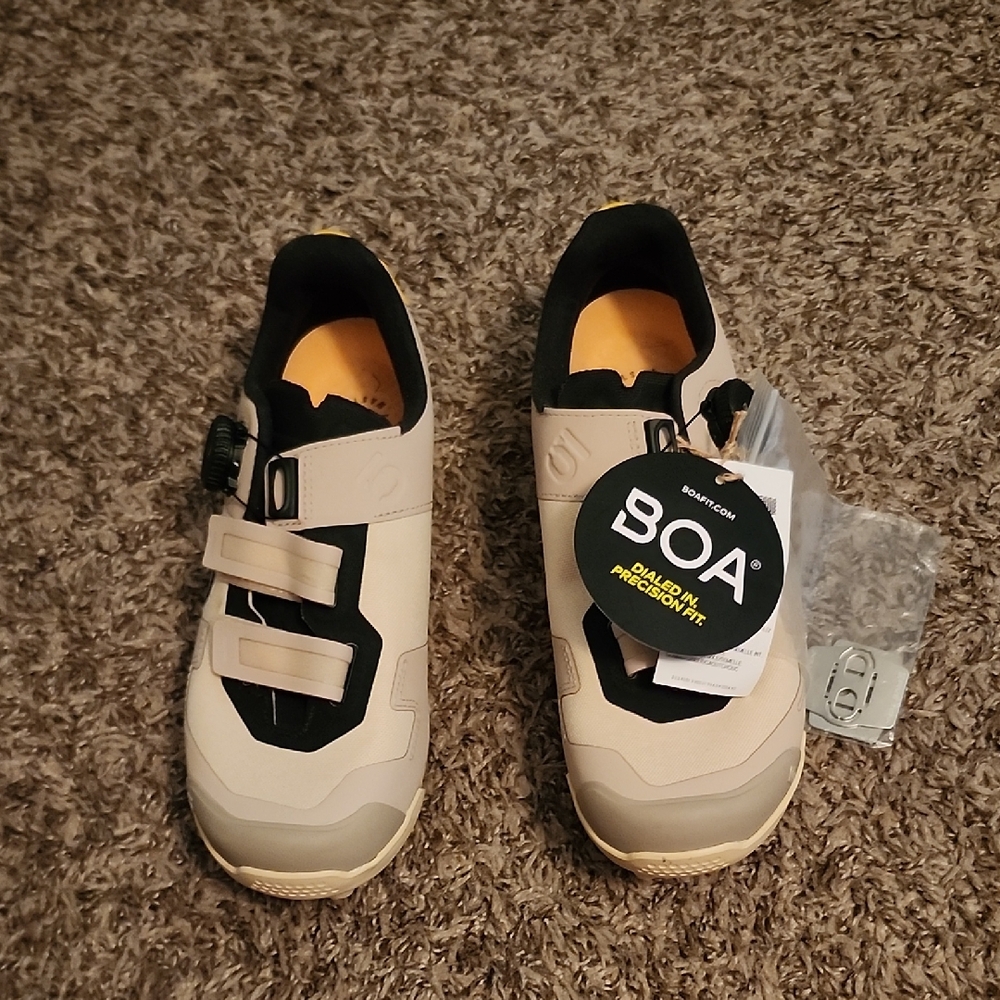 Specialized Women's Athletic Shoes - Beige and Black